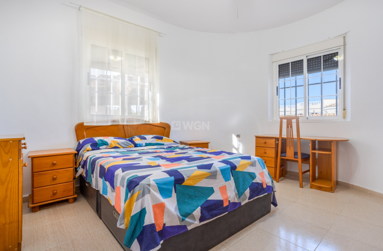 Odsprzedaż - Villa - Torrevieja - Costa Blanca