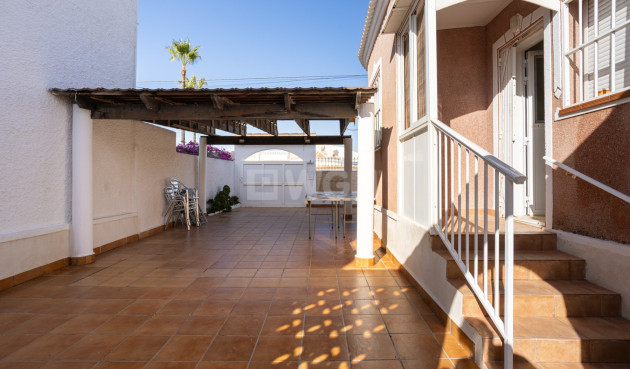 Odsprzedaż - Villa - Torrevieja - Costa Blanca
