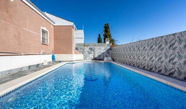 Odsprzedaż - Villa - Torrevieja - Costa Blanca