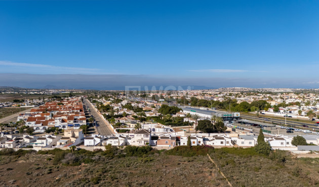 Odsprzedaż - Villa - Torrevieja - Costa Blanca