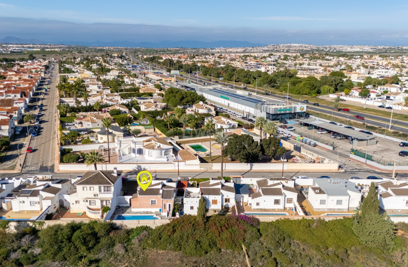 Odsprzedaż - Villa - Torrevieja - Costa Blanca