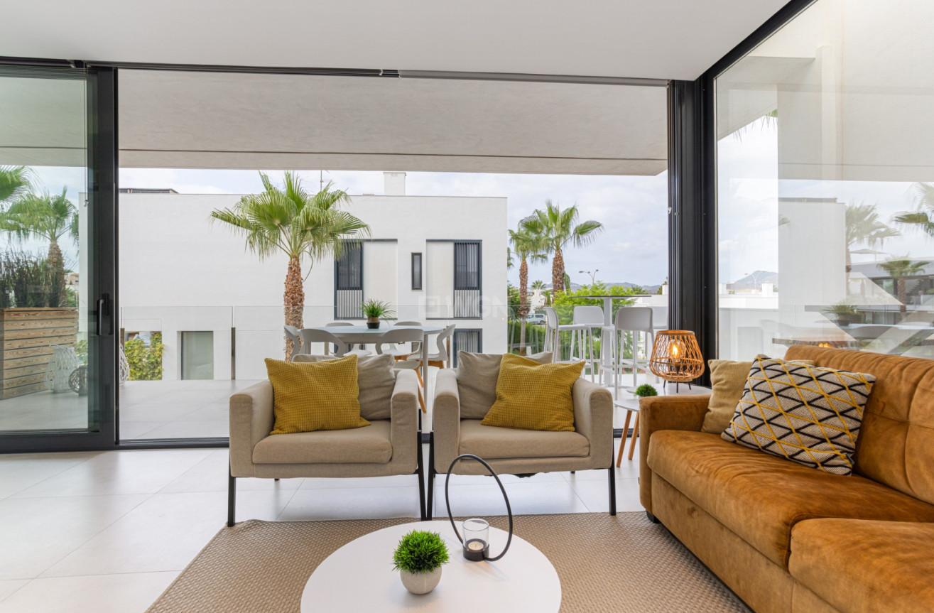 Odsprzedaż - Mieszkanie w bloku - Mar de Cristal - Costa Calida