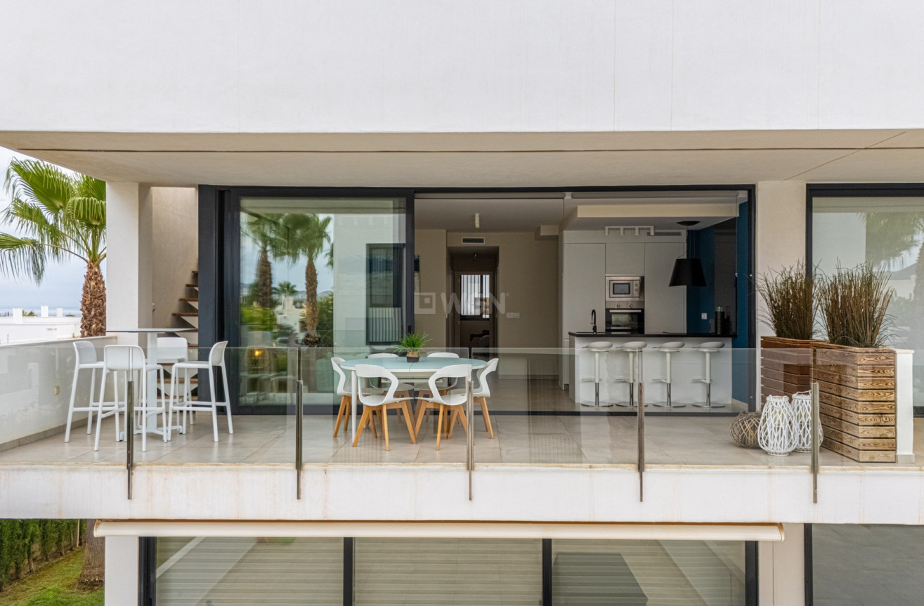 Odsprzedaż - Mieszkanie w bloku - Mar de Cristal - Costa Calida