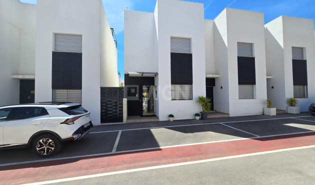 Odsprzedaż - Kamienica - Ciudad Quesada - Costa Blanca