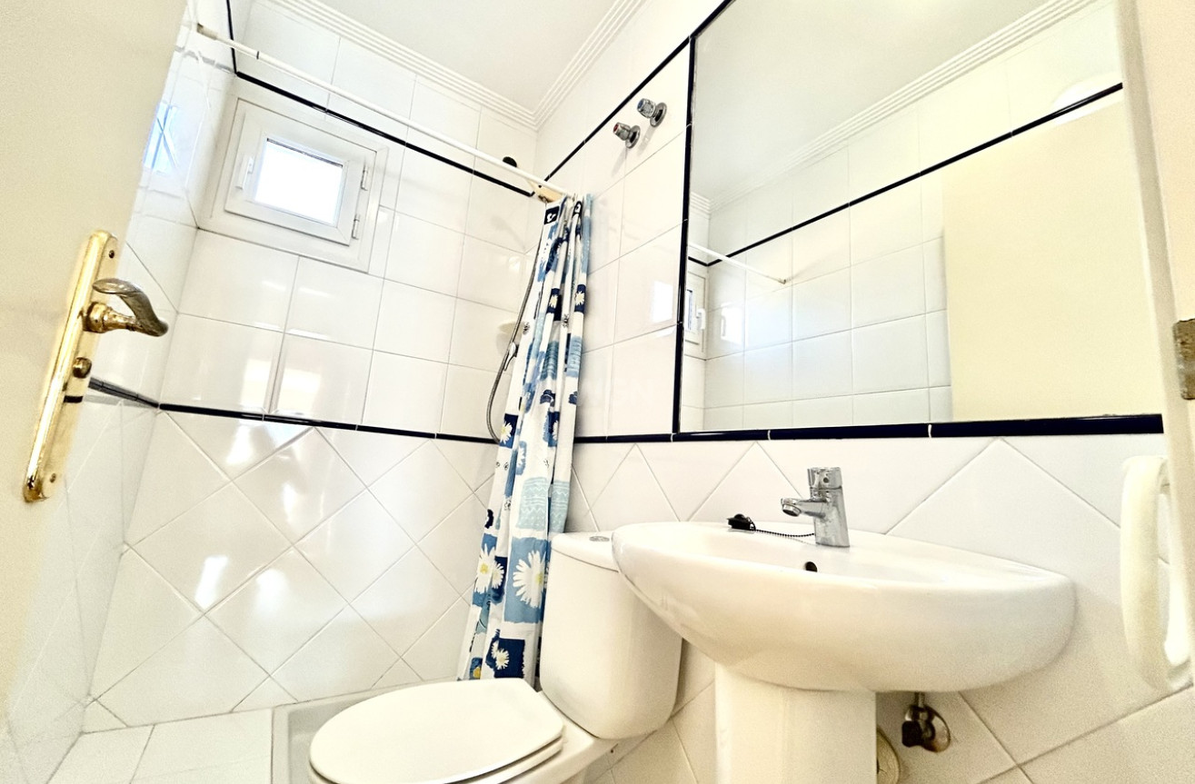 Odsprzedaż - Kamienica - Cabo Roig - Costa Blanca