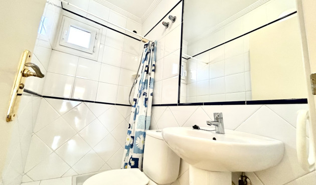 Odsprzedaż - Kamienica - Cabo Roig - Costa Blanca