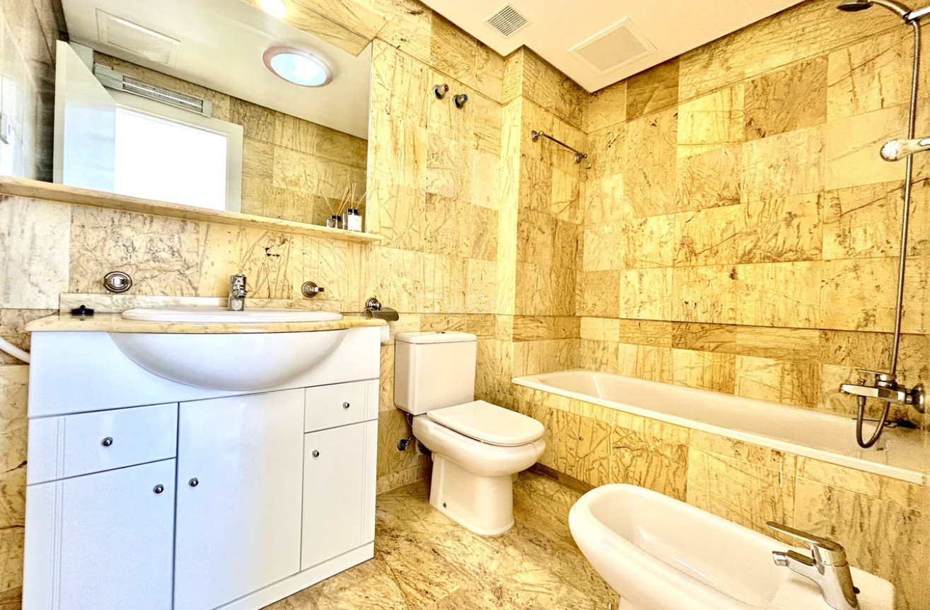 Odsprzedaż - Kamienica - Cabo Roig - Costa Blanca