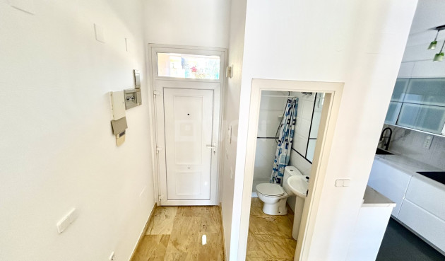 Odsprzedaż - Kamienica - Cabo Roig - Costa Blanca