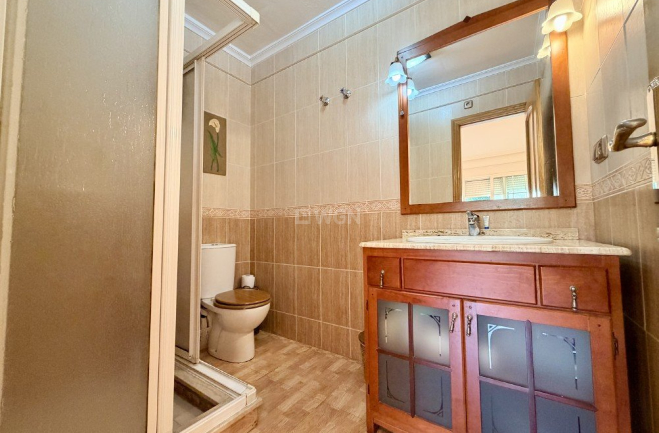 Odsprzedaż - Kamienica - Formentera del Segura - Costa Blanca