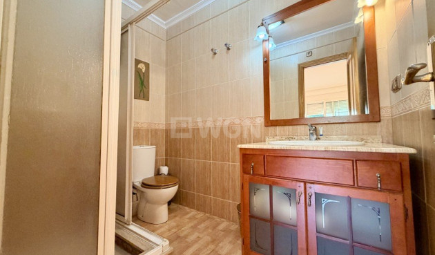 Odsprzedaż - Kamienica - Formentera del Segura - Costa Blanca