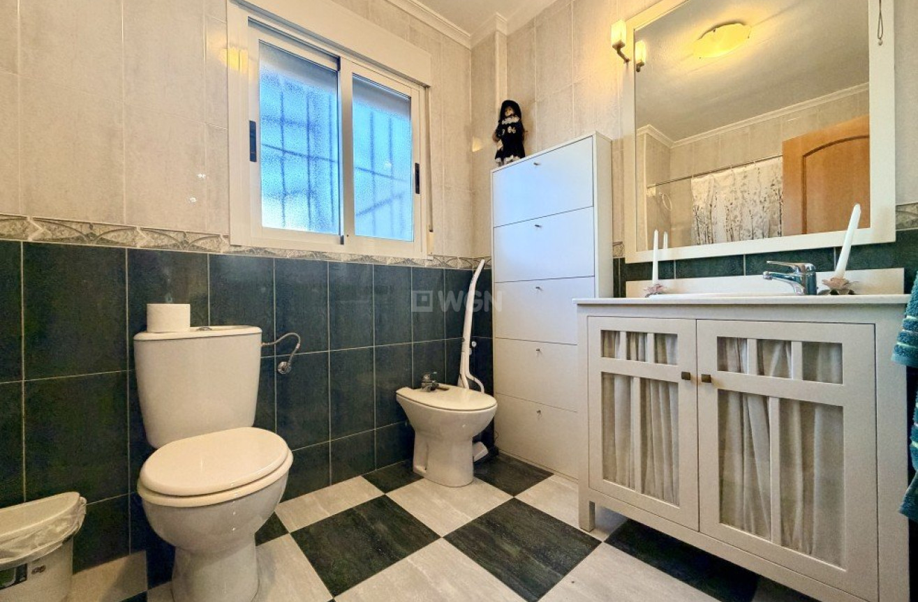 Odsprzedaż - Kamienica - Formentera del Segura - Costa Blanca