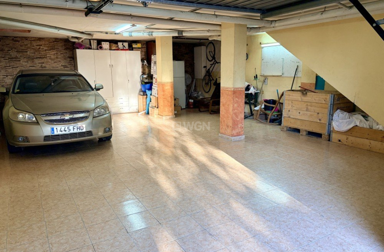 Odsprzedaż - Kamienica - Formentera del Segura - Costa Blanca