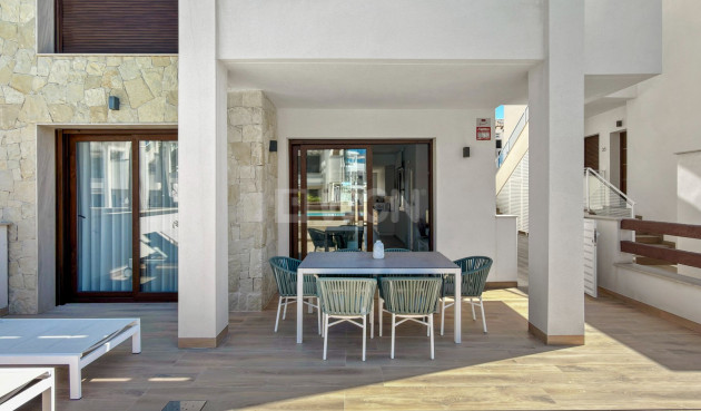 Odsprzedaż - Mieszkanie w bloku - Torrevieja - Costa Blanca