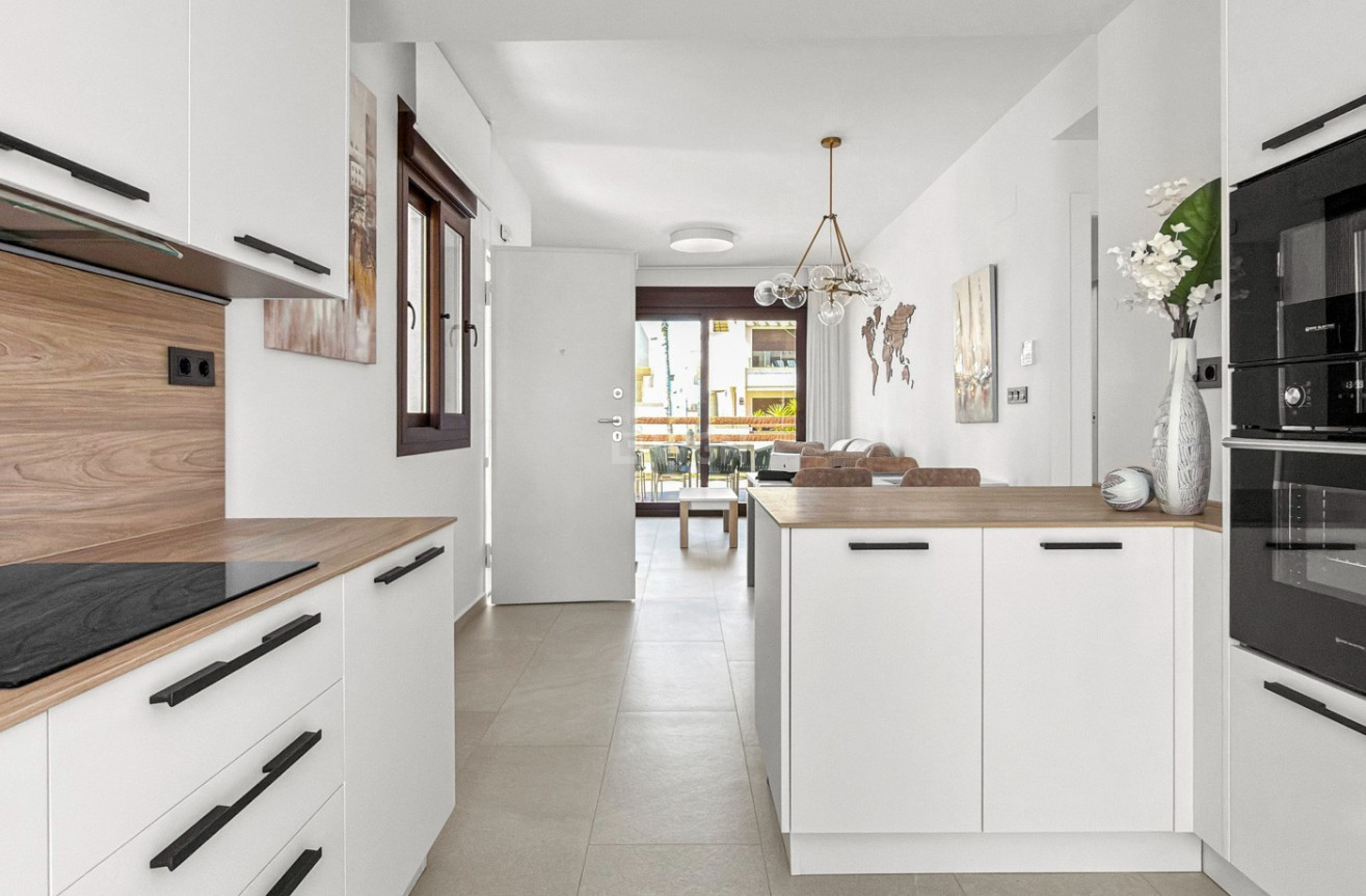 Odsprzedaż - Mieszkanie w bloku - Torrevieja - Costa Blanca