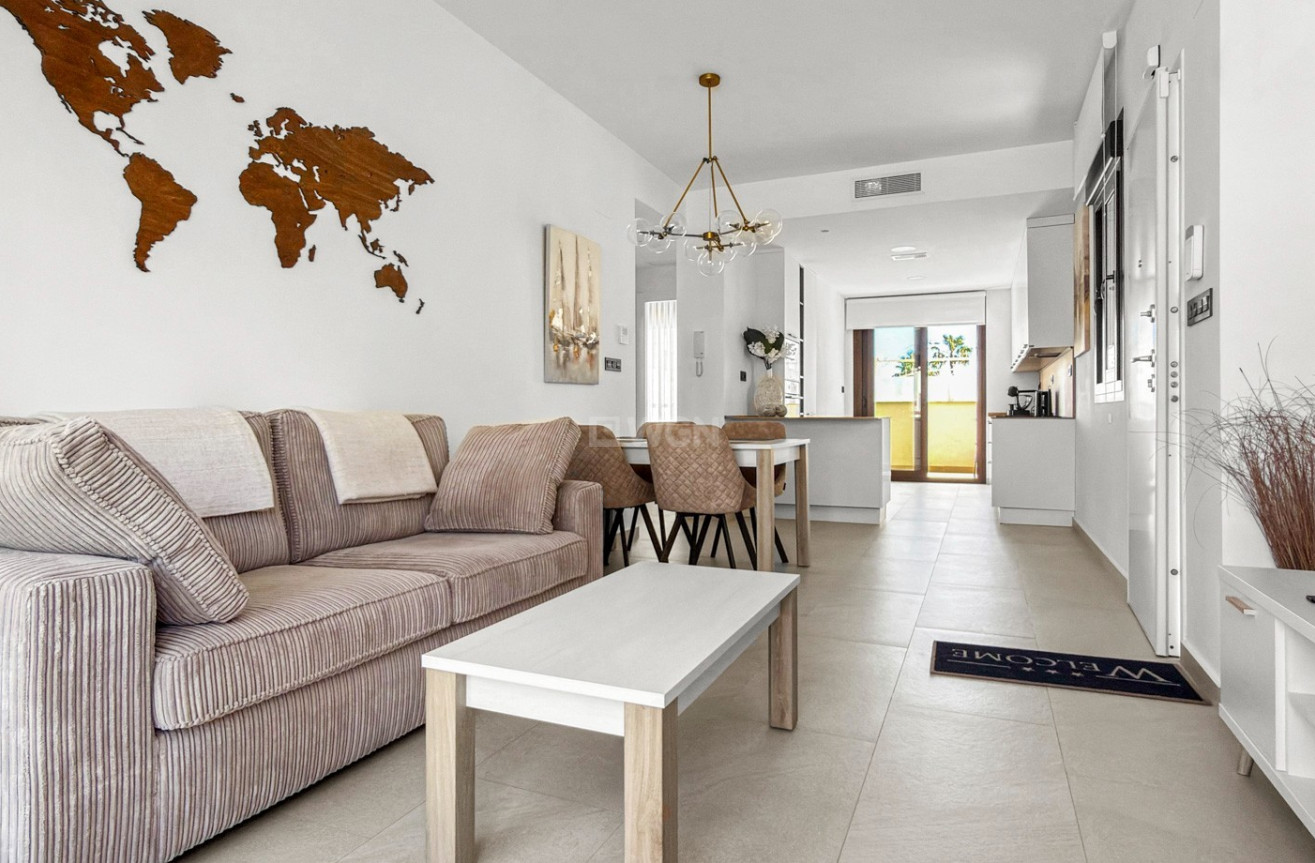 Odsprzedaż - Mieszkanie w bloku - Torrevieja - Costa Blanca