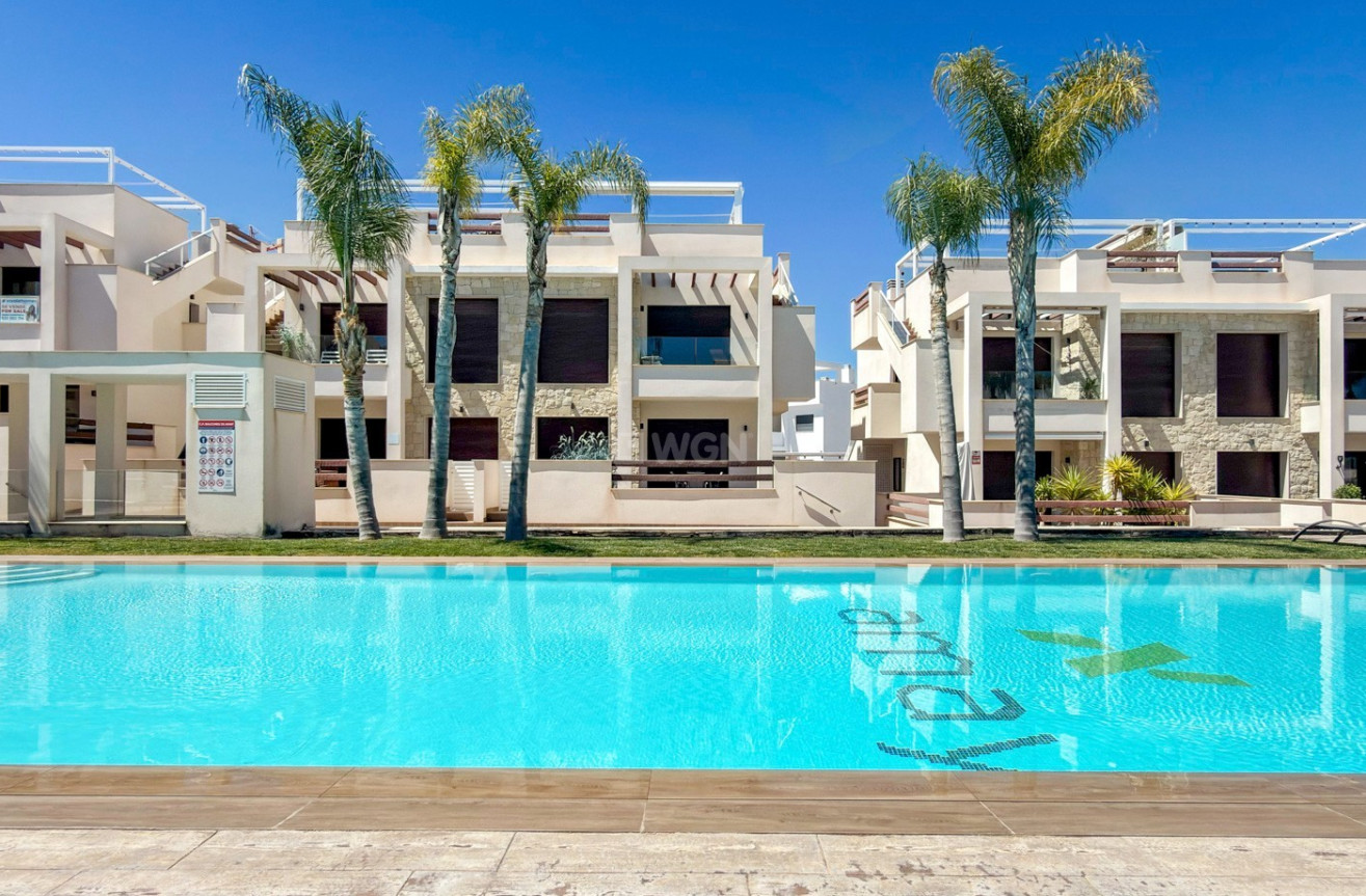 Odsprzedaż - Mieszkanie w bloku - Torrevieja - Costa Blanca