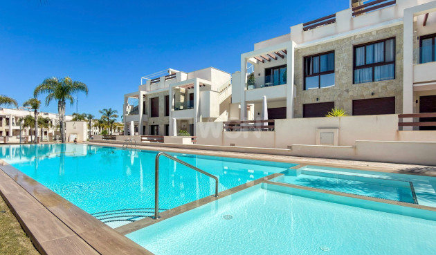 Odsprzedaż - Mieszkanie w bloku - Torrevieja - Costa Blanca