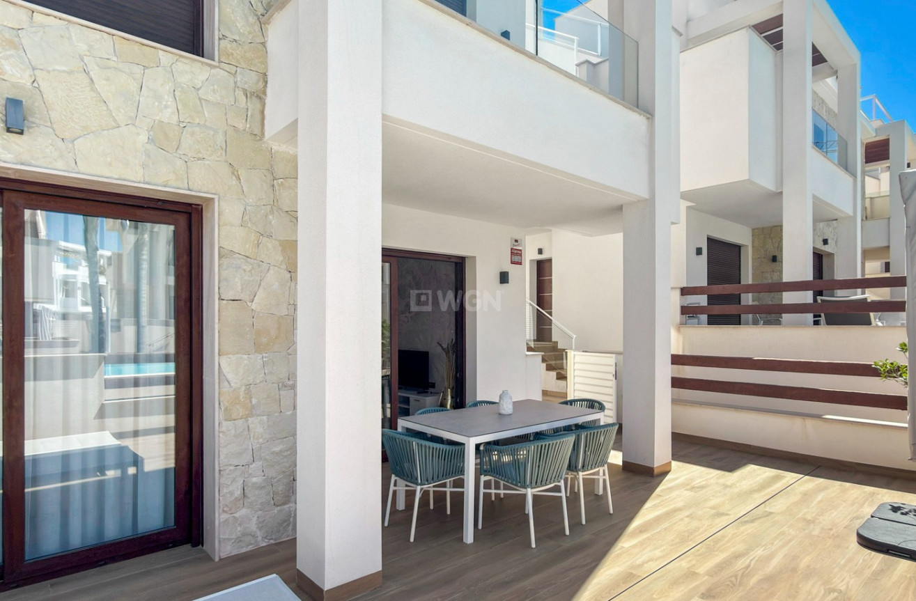 Odsprzedaż - Mieszkanie w bloku - Torrevieja - Costa Blanca