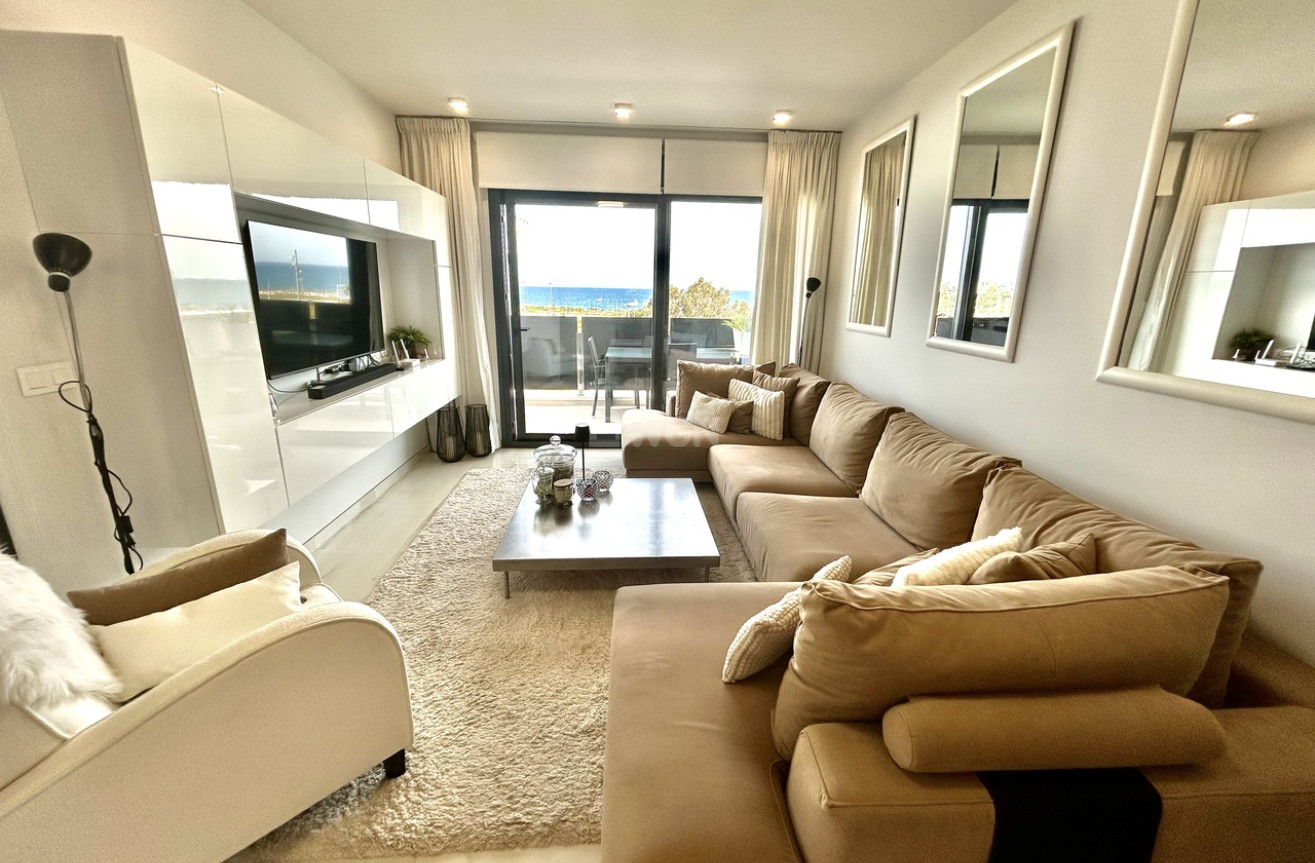 Reventa - Apartamento / piso - Playa Flamenca - Costa Blanca