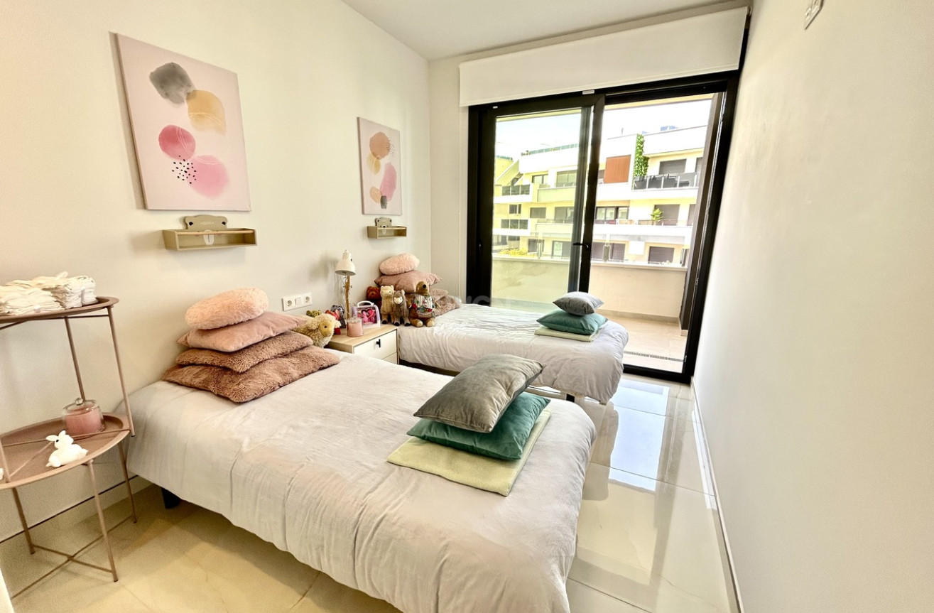 Reventa - Apartamento / piso - Playa Flamenca - Costa Blanca