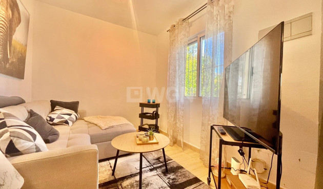 Odsprzedaż - Villa - Orihuela Costa - Los Almendros-la Florida