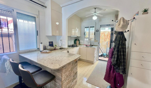 Odsprzedaż - Villa - Orihuela Costa - Los Almendros-la Florida