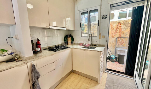 Odsprzedaż - Villa - Orihuela Costa - Los Almendros-la Florida