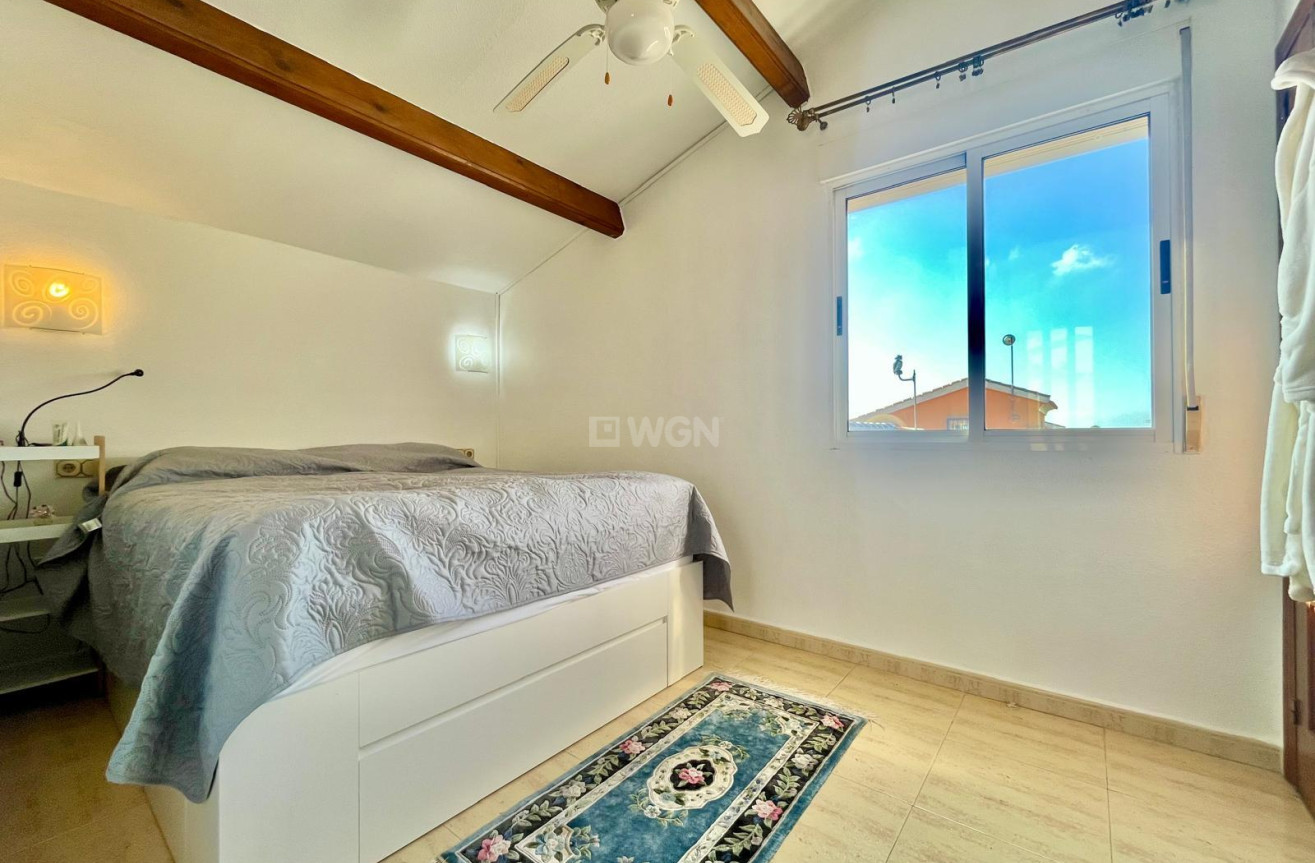 Odsprzedaż - Villa - Orihuela Costa - Los Almendros-la Florida