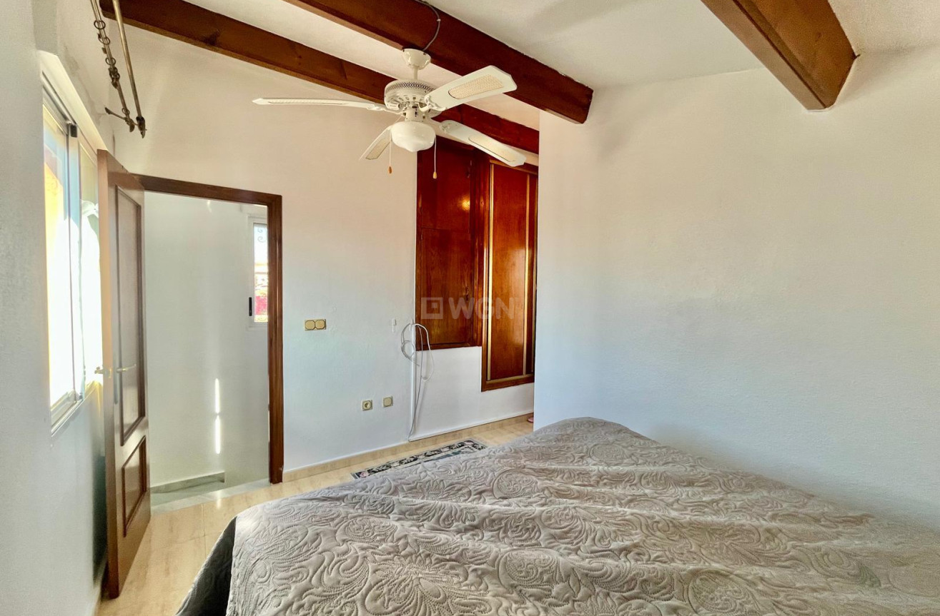 Odsprzedaż - Villa - Orihuela Costa - Los Almendros-la Florida