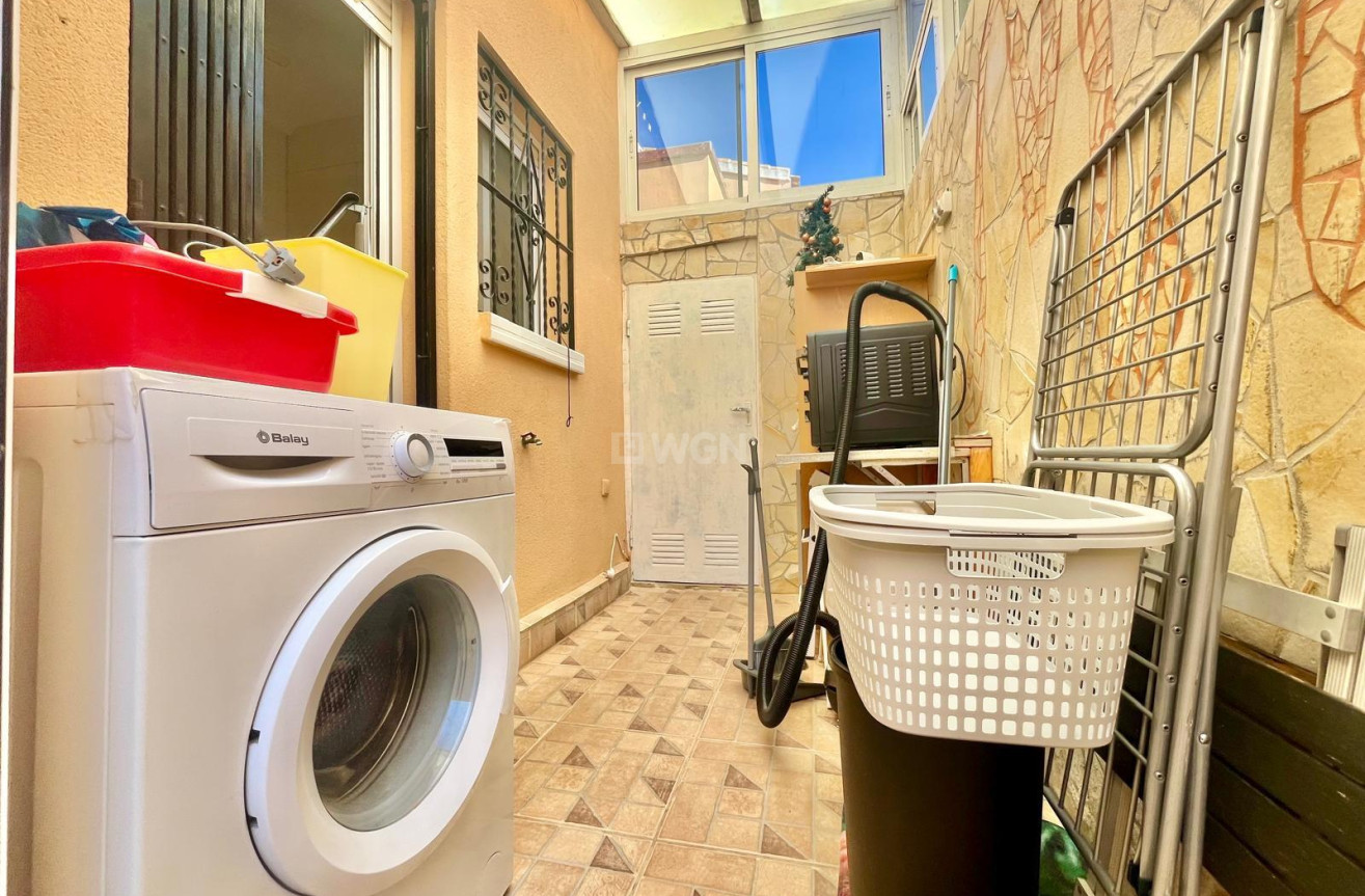 Odsprzedaż - Villa - Orihuela Costa - Los Almendros-la Florida