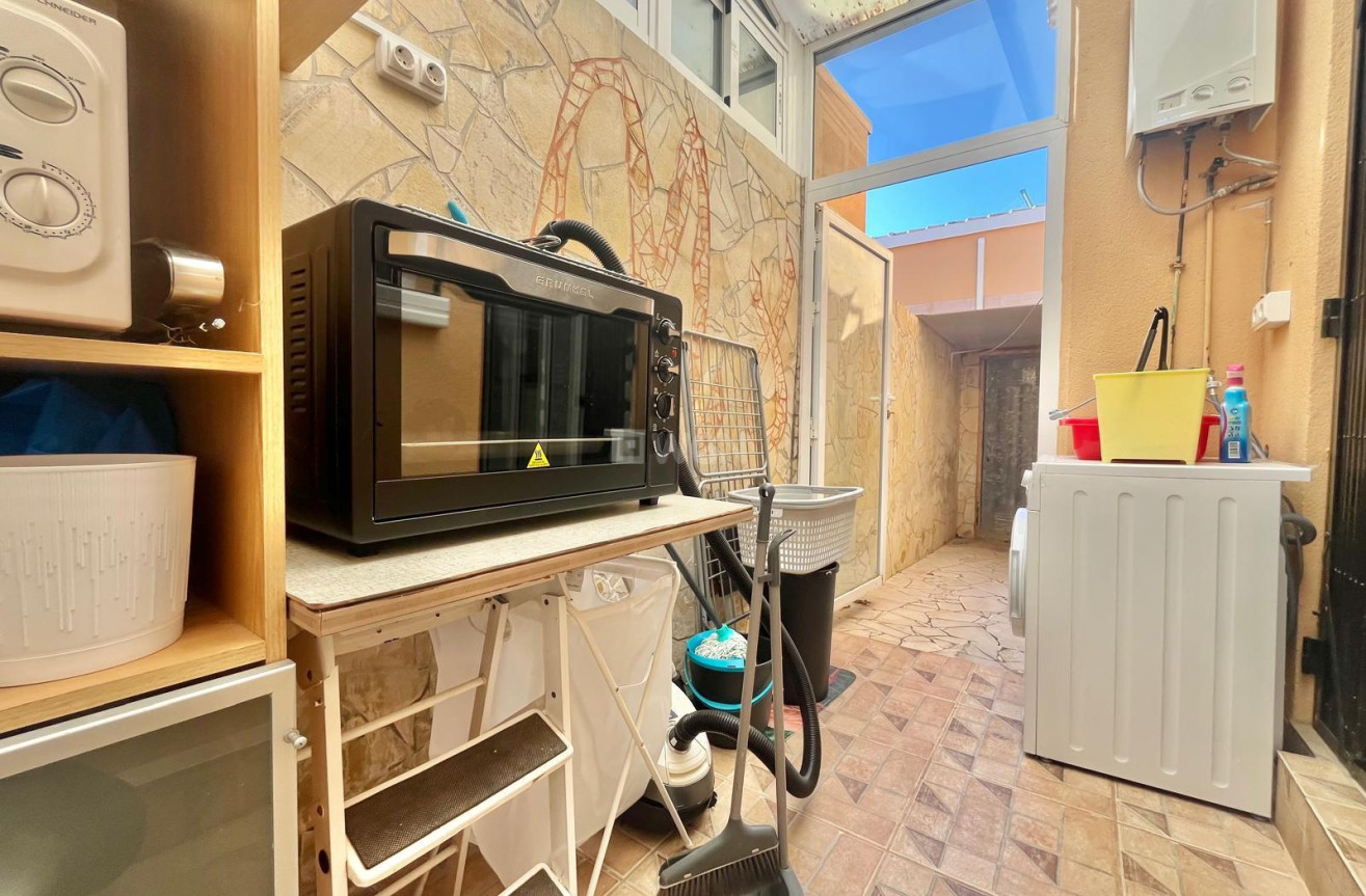 Odsprzedaż - Villa - Orihuela Costa - Los Almendros-la Florida