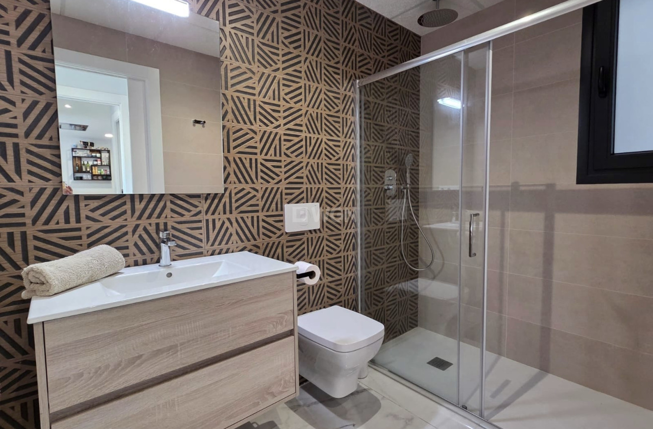 Odsprzedaż - Mieszkanie w bloku - Orihuela Costa - Costa Blanca