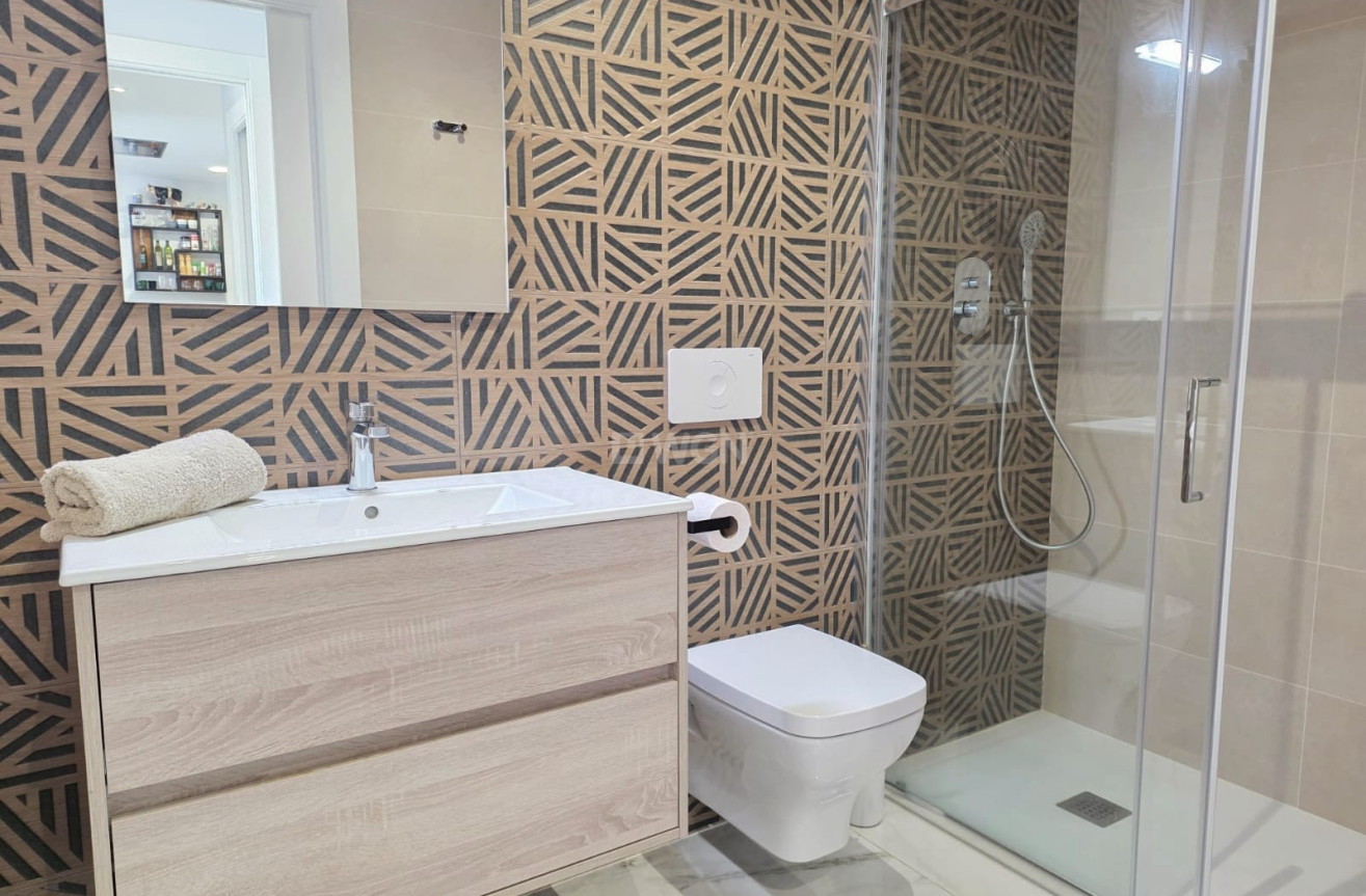 Odsprzedaż - Mieszkanie w bloku - Orihuela Costa - Costa Blanca