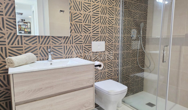 Odsprzedaż - Mieszkanie w bloku - Orihuela Costa - Costa Blanca