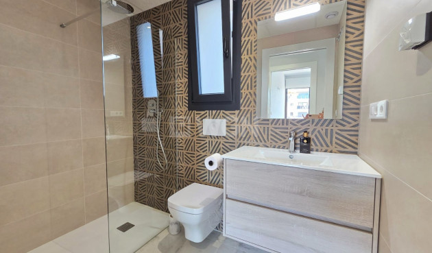 Odsprzedaż - Mieszkanie w bloku - Orihuela Costa - Costa Blanca