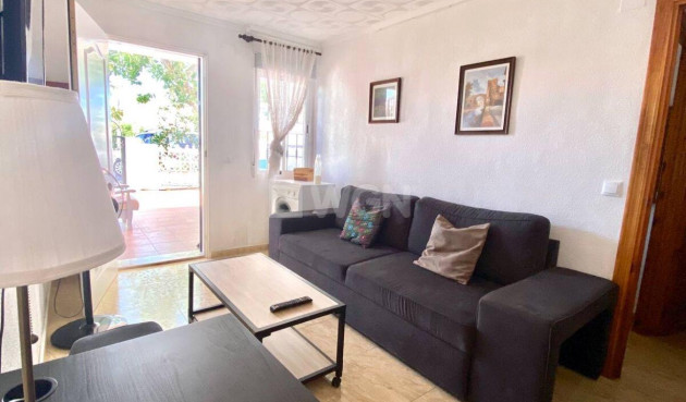 Resale - Townhouse - Torrevieja - La Siesta - El Salado - Torreta