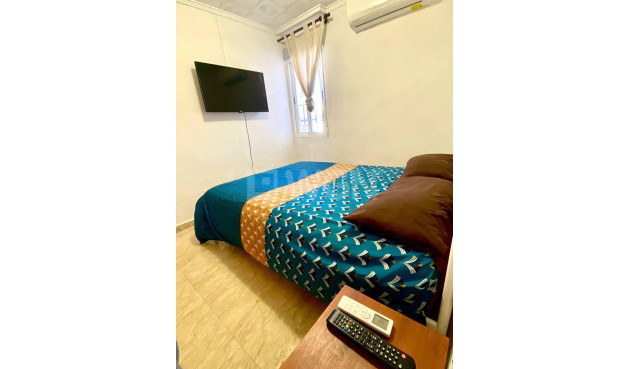 Resale - Townhouse - Torrevieja - La Siesta - El Salado - Torreta