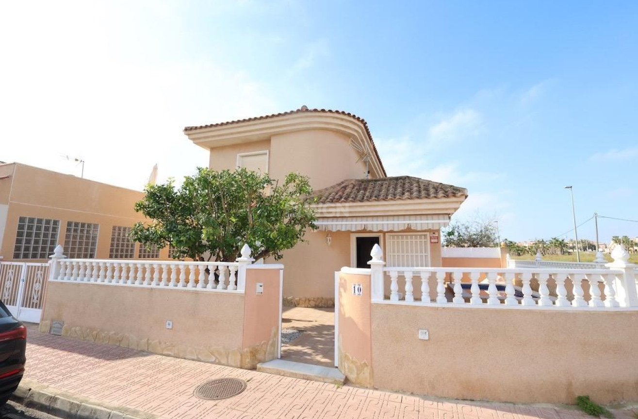 Odsprzedaż - Villa - Torrevieja - Costa Blanca