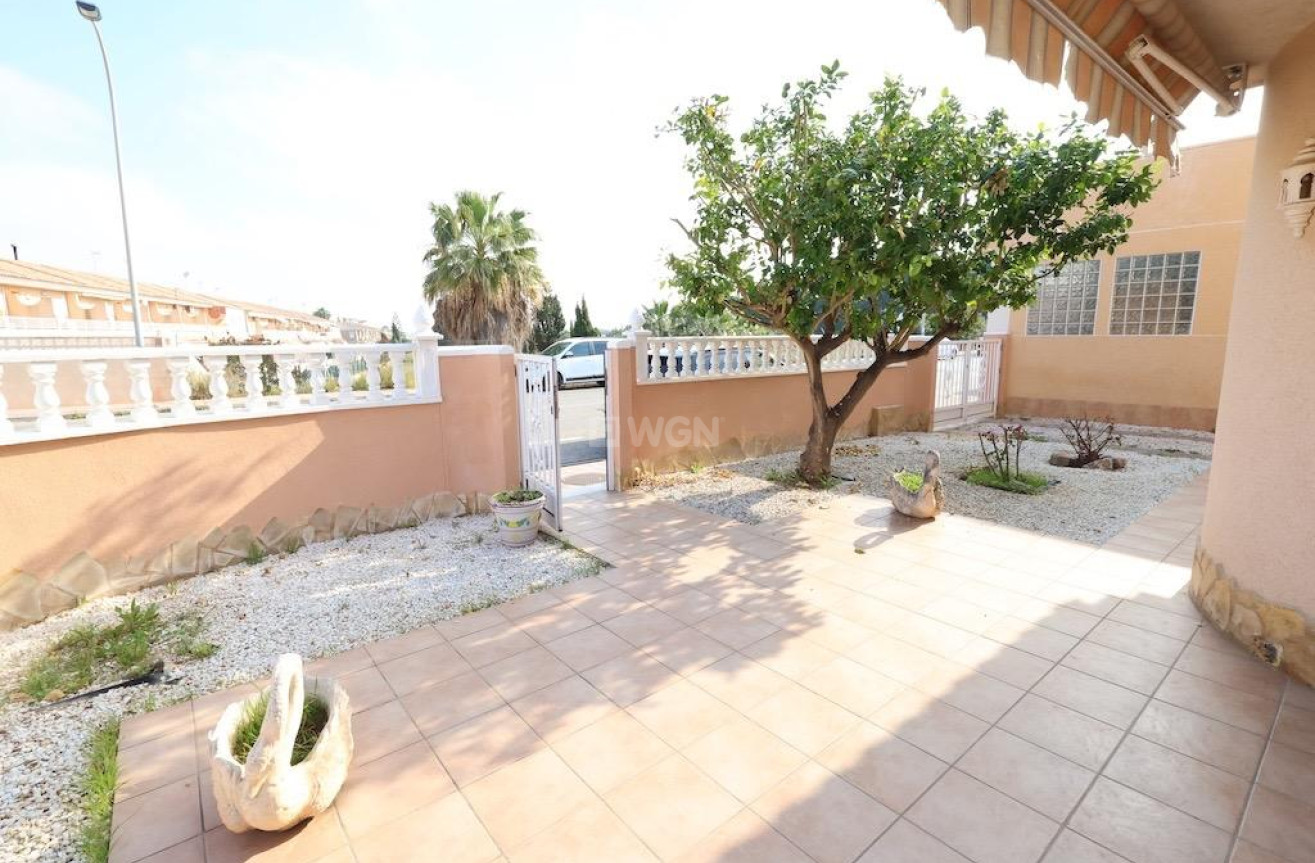 Odsprzedaż - Villa - Torrevieja - Costa Blanca