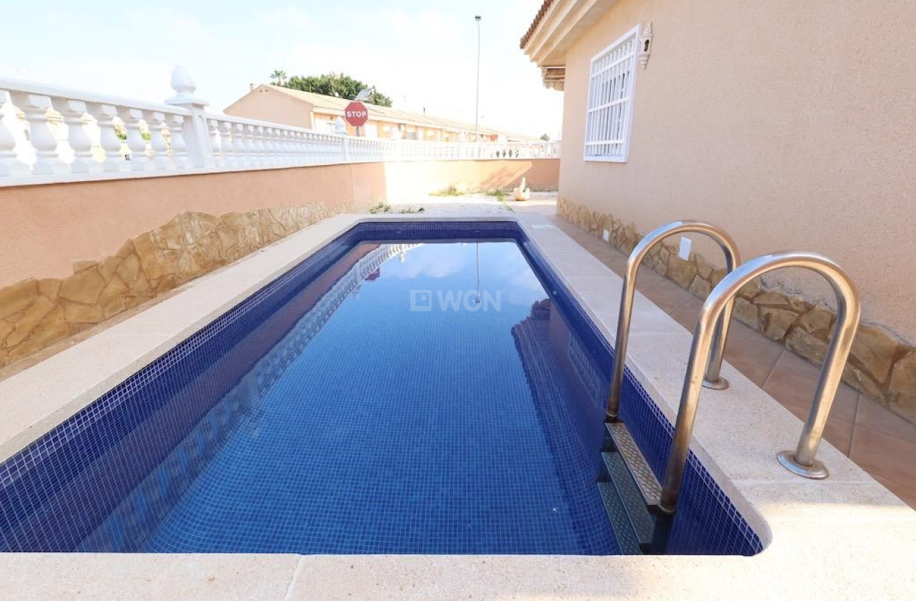 Odsprzedaż - Villa - Torrevieja - Costa Blanca