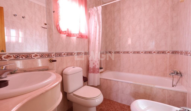 Odsprzedaż - Villa - Torrevieja - Costa Blanca