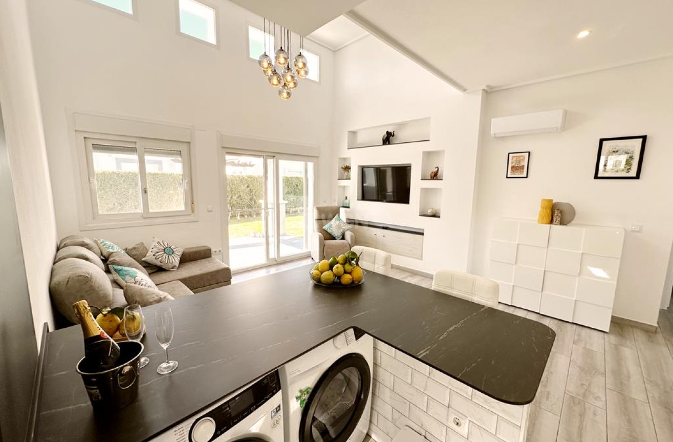 Odsprzedaż - Villa - La Torre Golf Resort - Inland