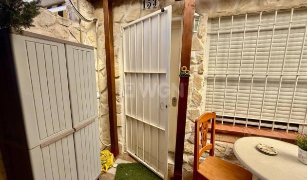 Odsprzedaż - Kamienica - Torrevieja - Carrefour