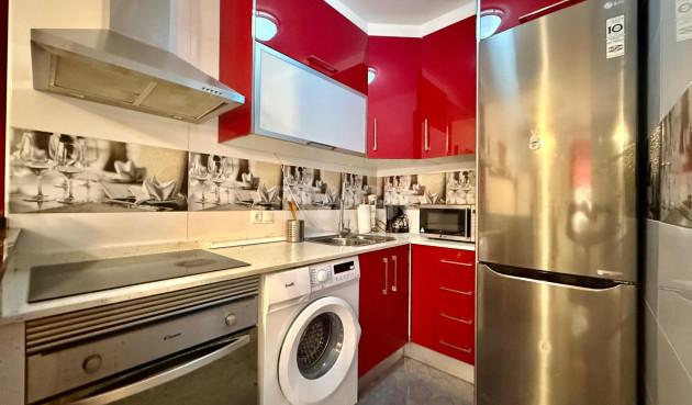 Odsprzedaż - Kamienica - Torrevieja - Carrefour