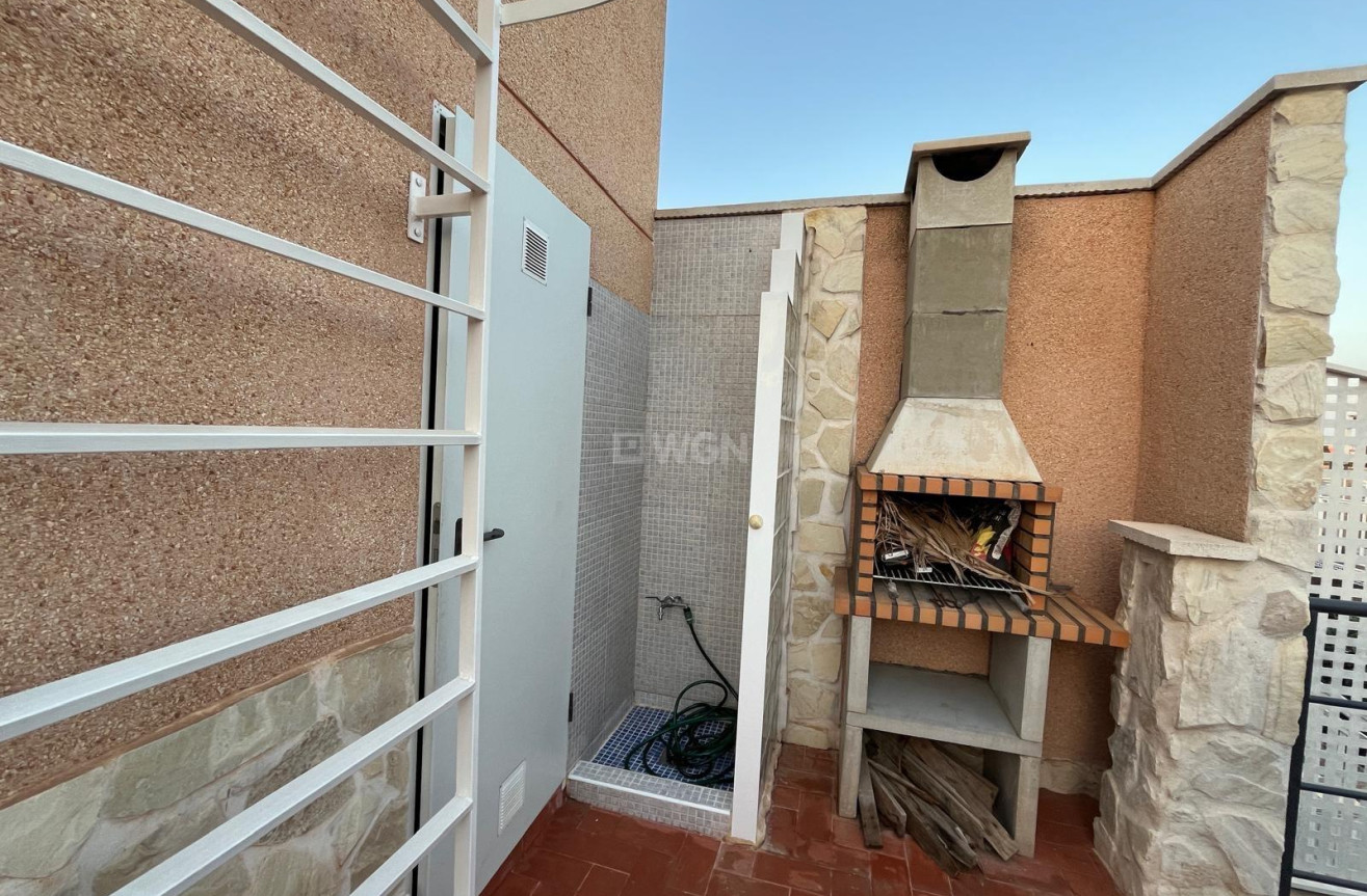 Odsprzedaż - Kamienica - Torrevieja - Carrefour