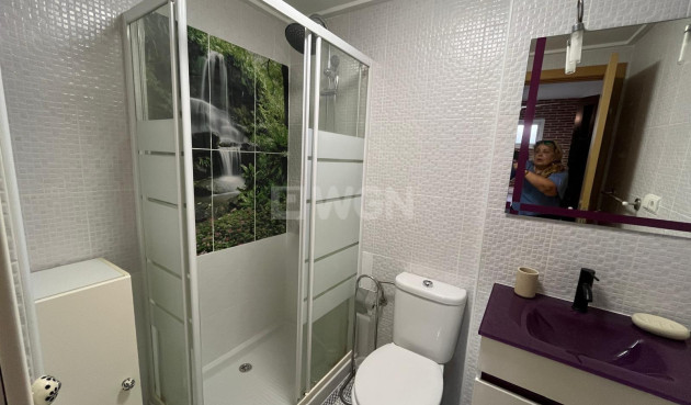 Odsprzedaż - Kamienica - Torrevieja - Carrefour