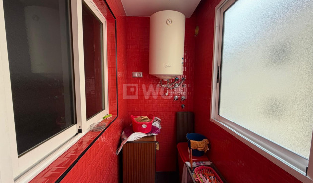 Odsprzedaż - Mieszkanie w bloku - Beniel - Centro