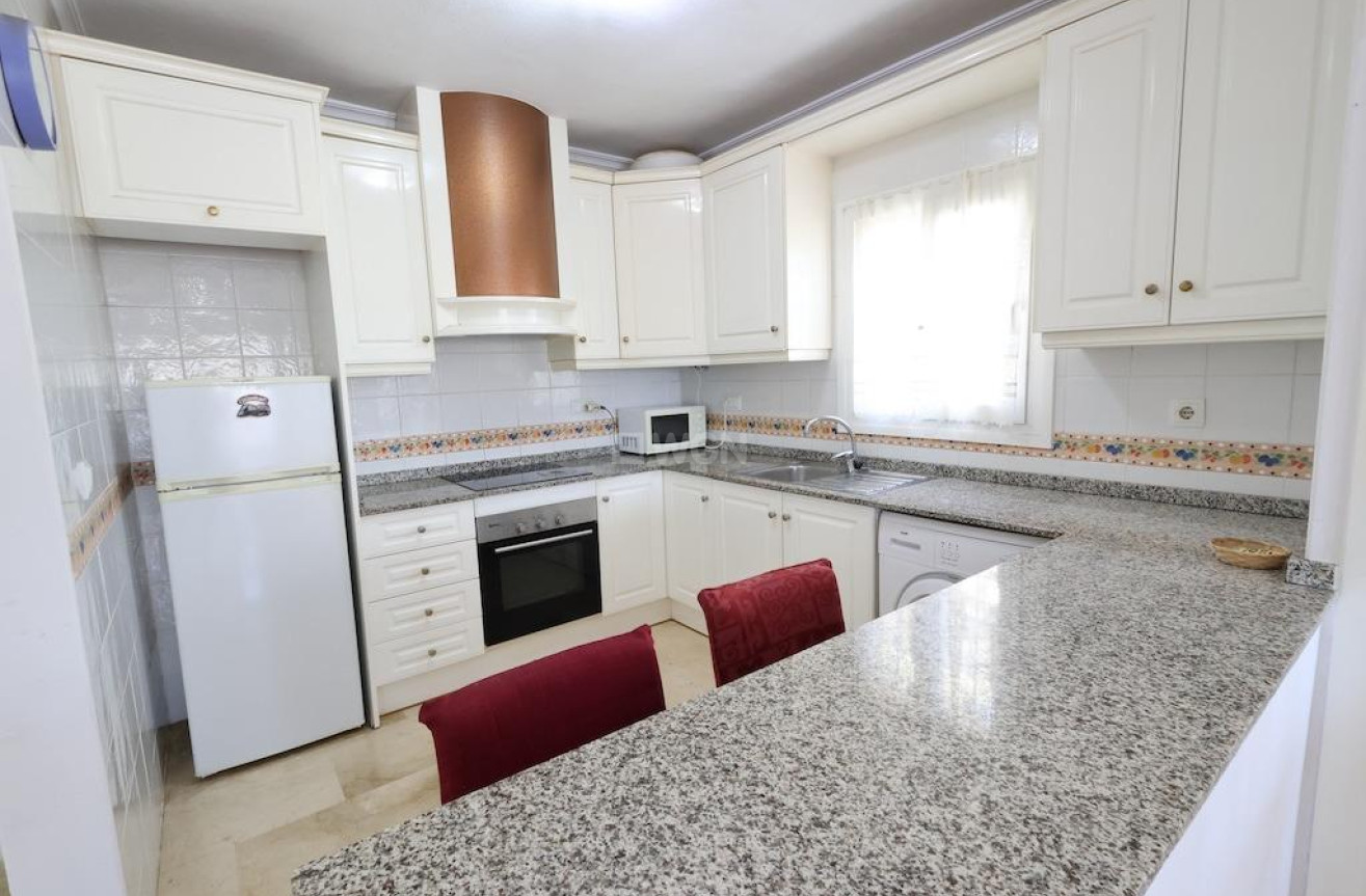 Odsprzedaż - Mieszkanie w bloku - Orihuela Costa - Playa Flamenca Norte