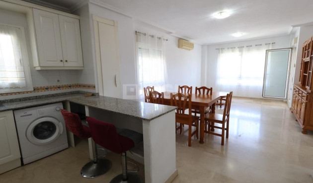 Odsprzedaż - Mieszkanie w bloku - Orihuela Costa - Costa Blanca