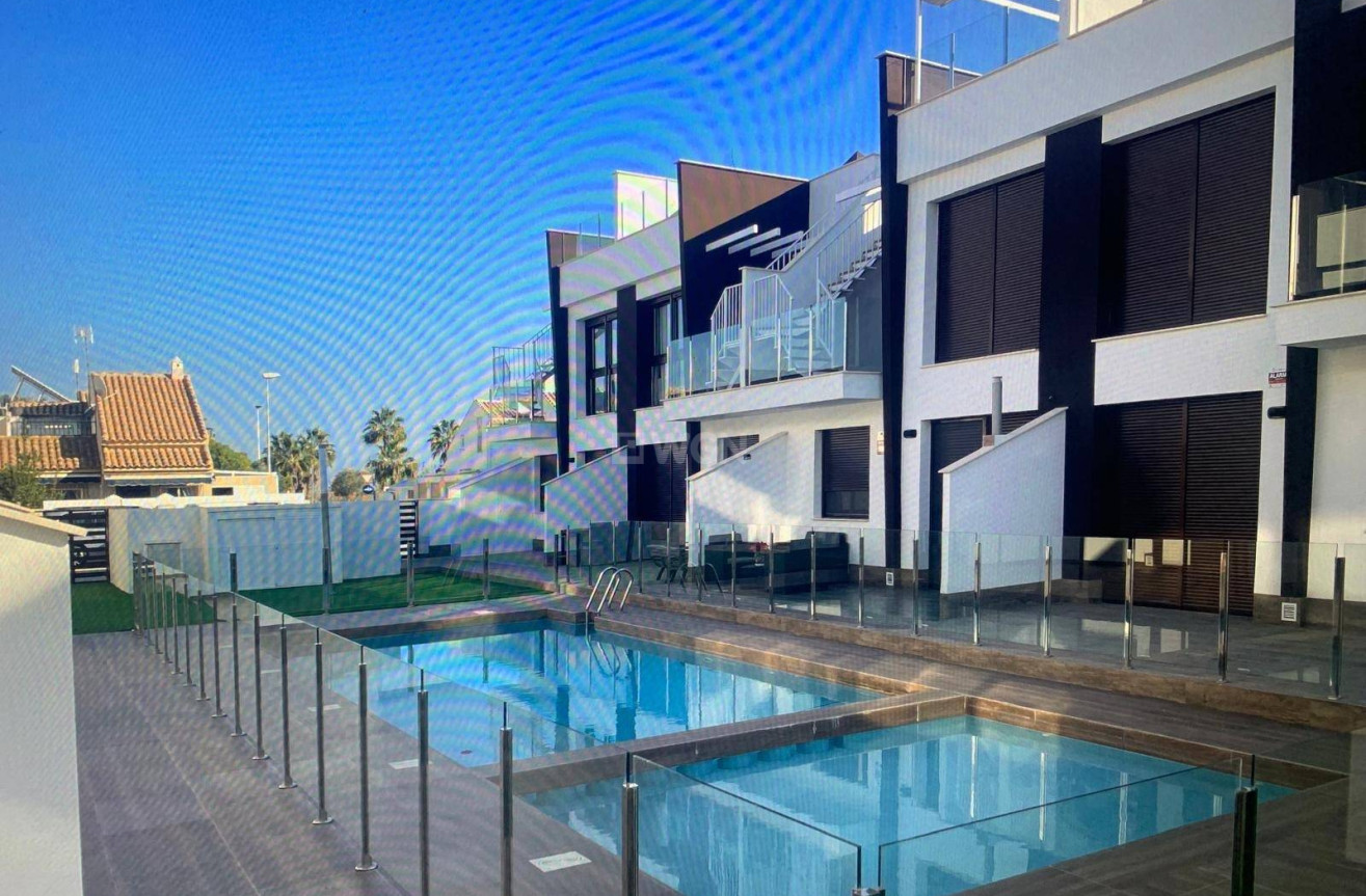 Odsprzedaż - Mieszkanie w bloku - San Pedro del Pinatar - CENTRO